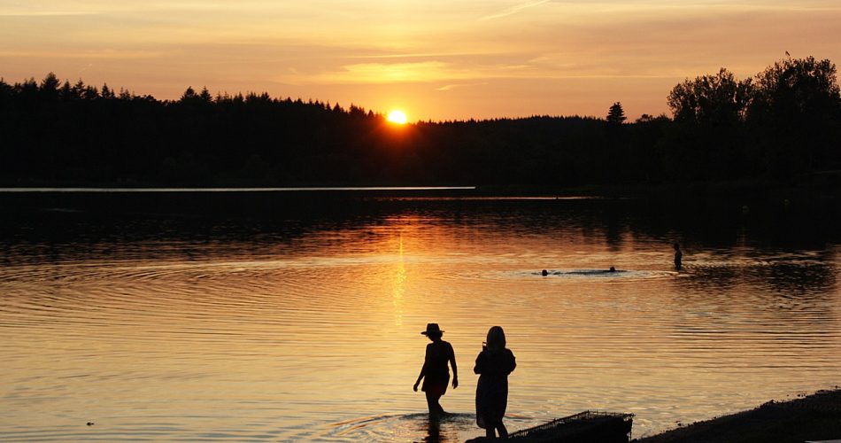 g1dc71def24ddc82f46882fa105e6922b8115be365f419e8c46a92b8bb293420f5bd094ad07c8753198c3782f71987caf5a0e72b45fd8dcfb4c4f4f847f270951_1280